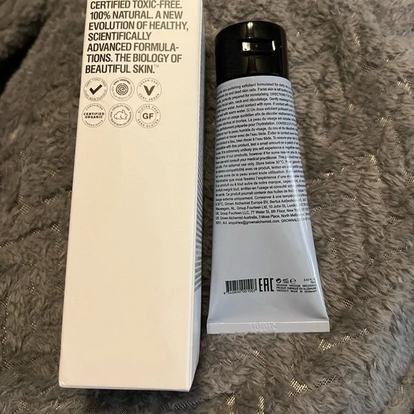 Grown Alchemist Polishing Facial Exfoliant - Picture 2 of 6
